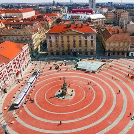 Central Terrace Escape With Jacuzzi Timișoara Zewnętrze zdjęcie