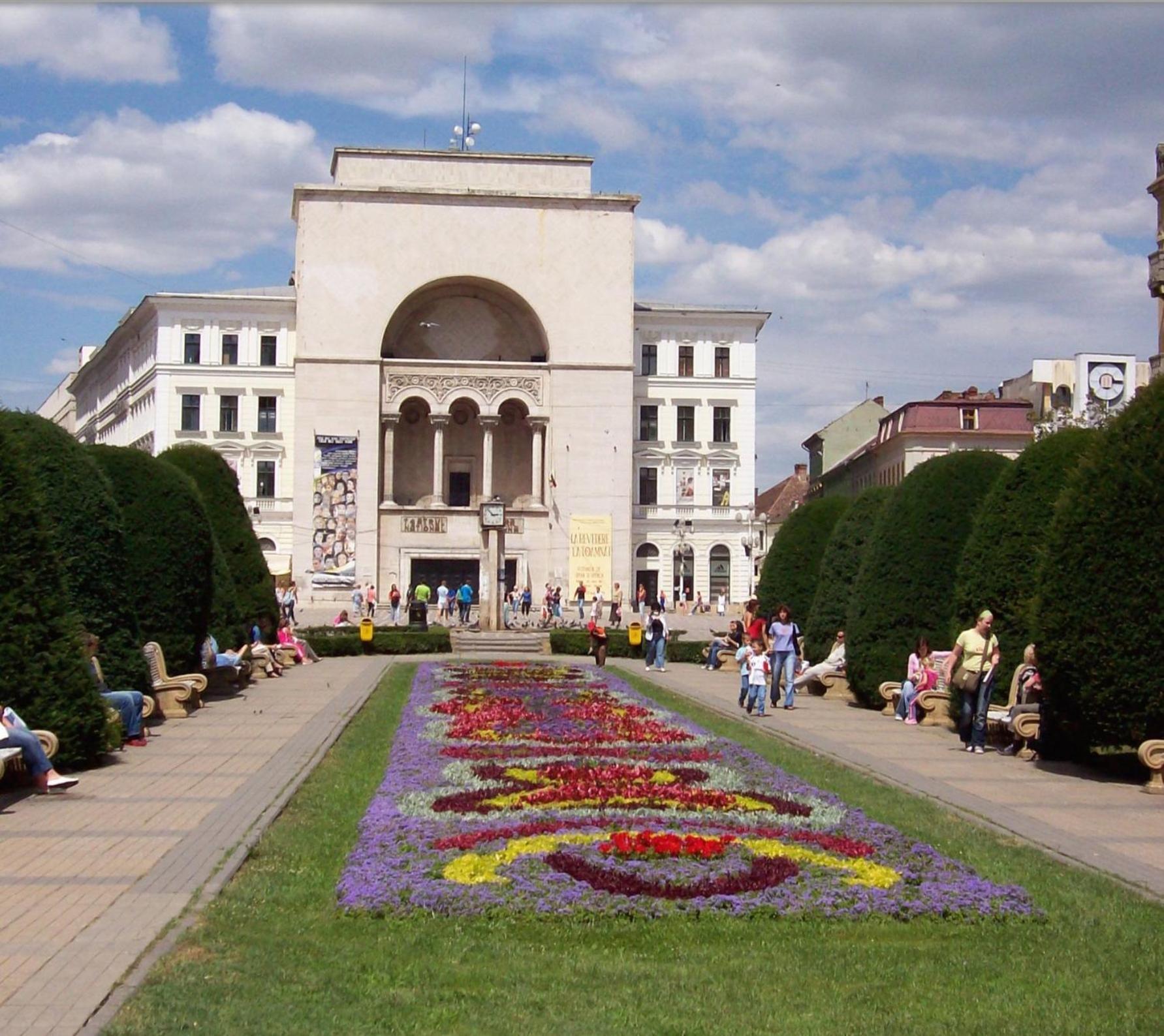 Central Terrace Escape With Jacuzzi Timișoara Zewnętrze zdjęcie